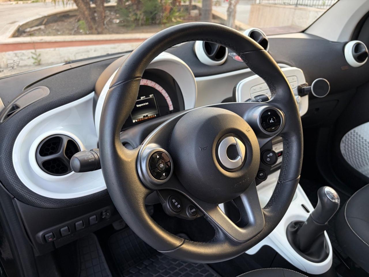 Smart ForTwo 1000 62 kW coupé passion
