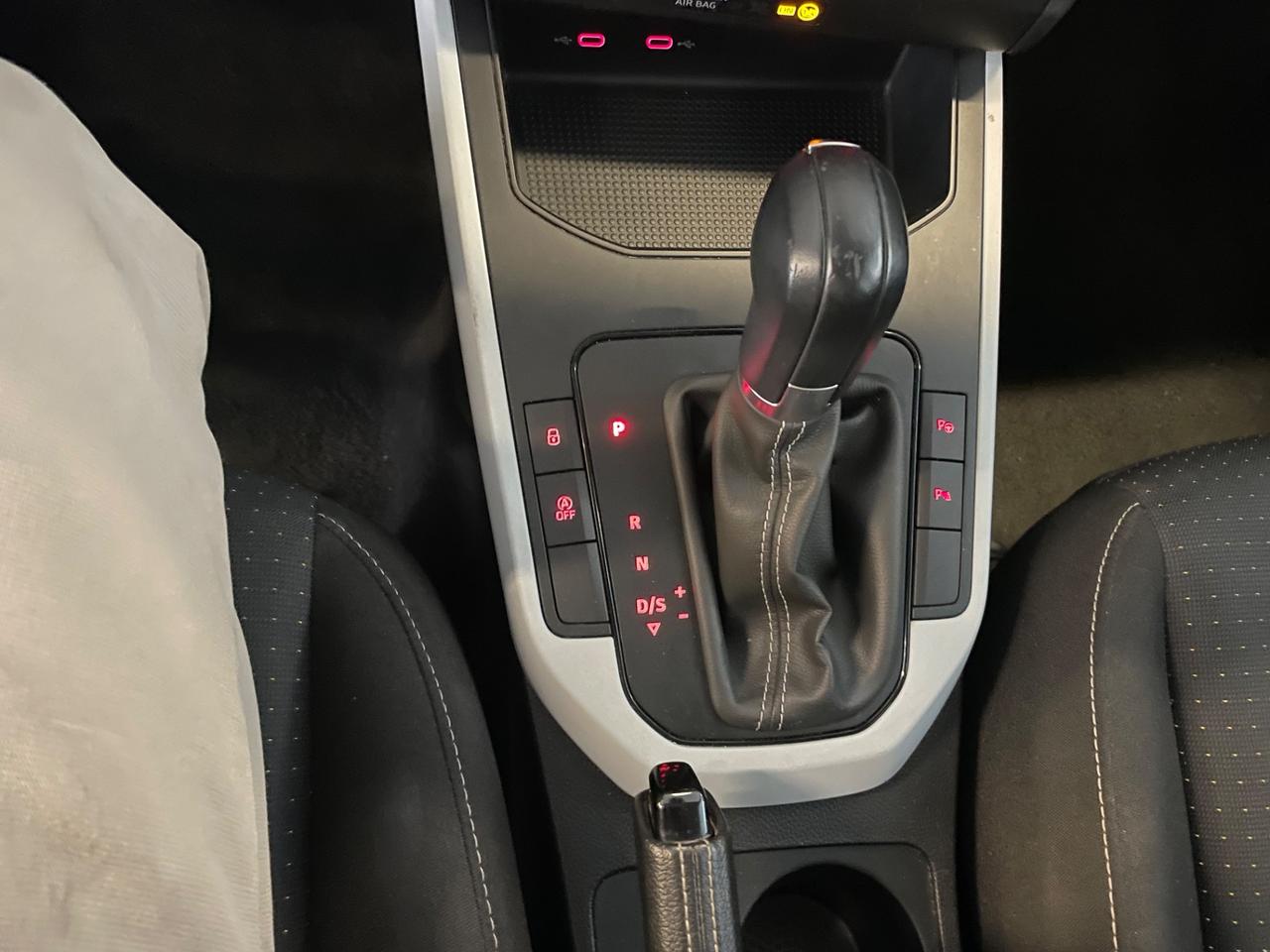 Seat Arona 1.0 EcoTSI 110 CV DSG Style Telecamera Virtual