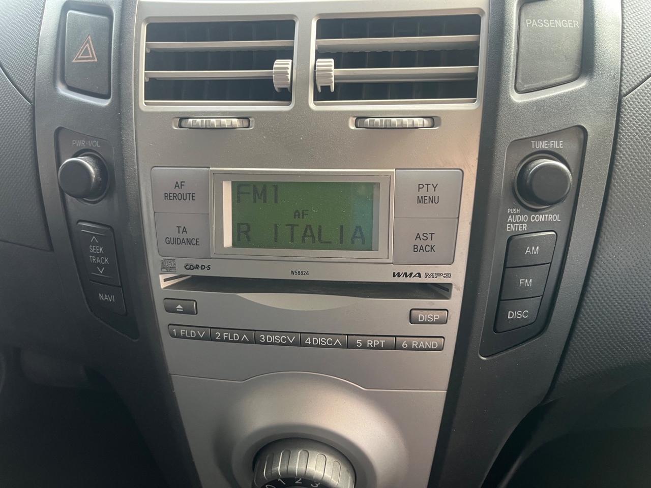 Toyota Yaris 1.3 5 porte M-MT Navi