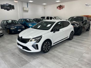Renault Clio 1.6 E-Tech full hybrid 145cv