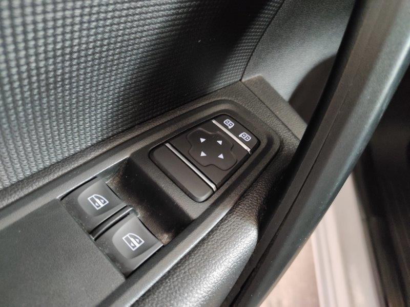 RENAULT Kangoo 4ª serie - Kangoo 1.5 Blue dCi 115 CV Authentic