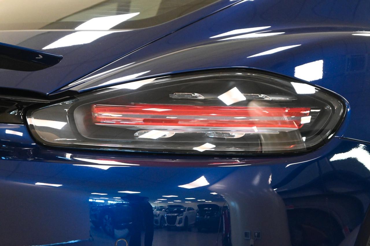 PORSCHE 718 718 Cayman 2.0
