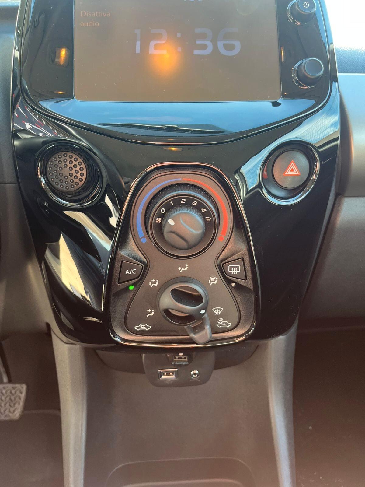 Citroen C1 Airscape VTi 68 5 porte Shine