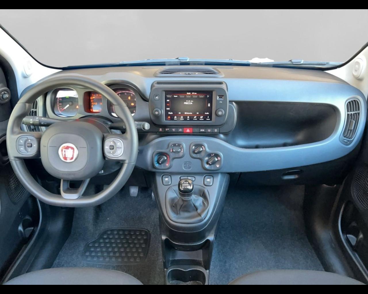 FIAT Panda III 2021 Cross - Panda 1.0 firefly hybrid Cross s&s 70cv 5p.ti