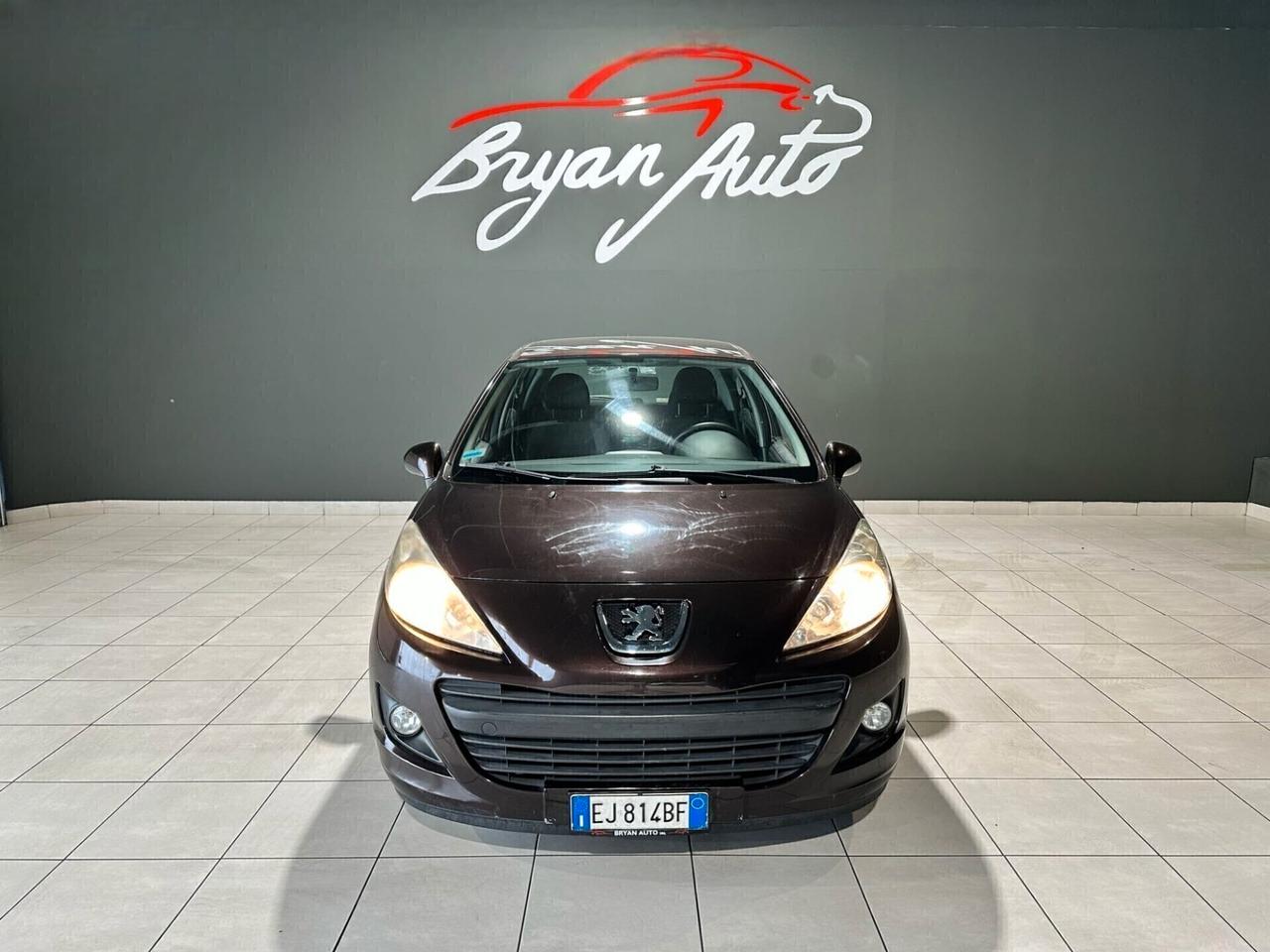 Peugeot 207 1.4 8V 75CV 5p. SPECIAL EDITION