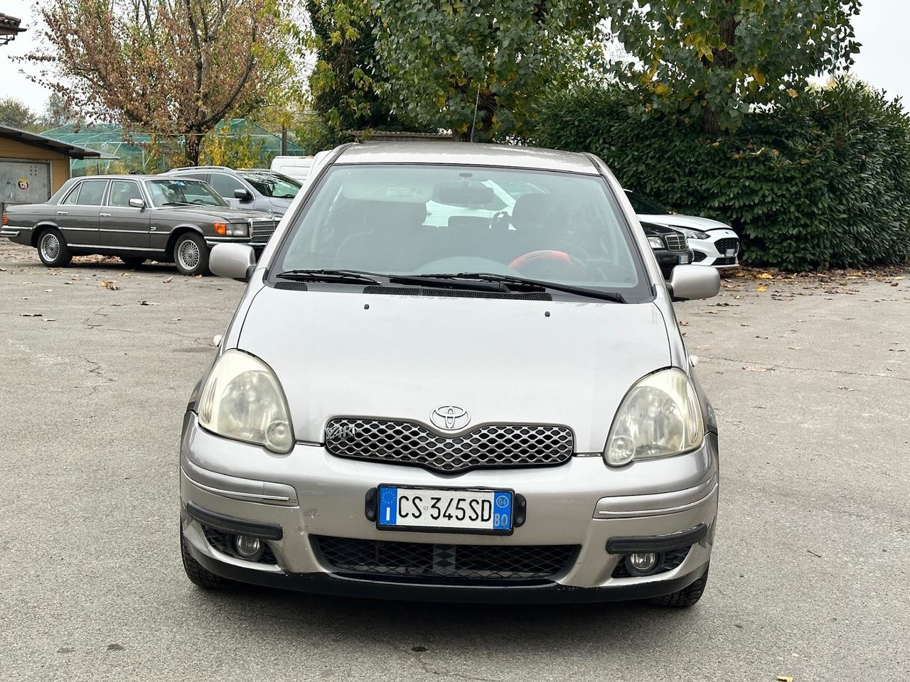 Toyota Yaris 1.0i 16V cat 5 porte Sol X Neopatentati