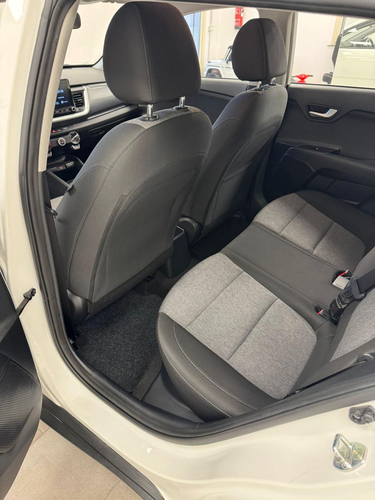 Kia Stonic 1.2 DPI Style