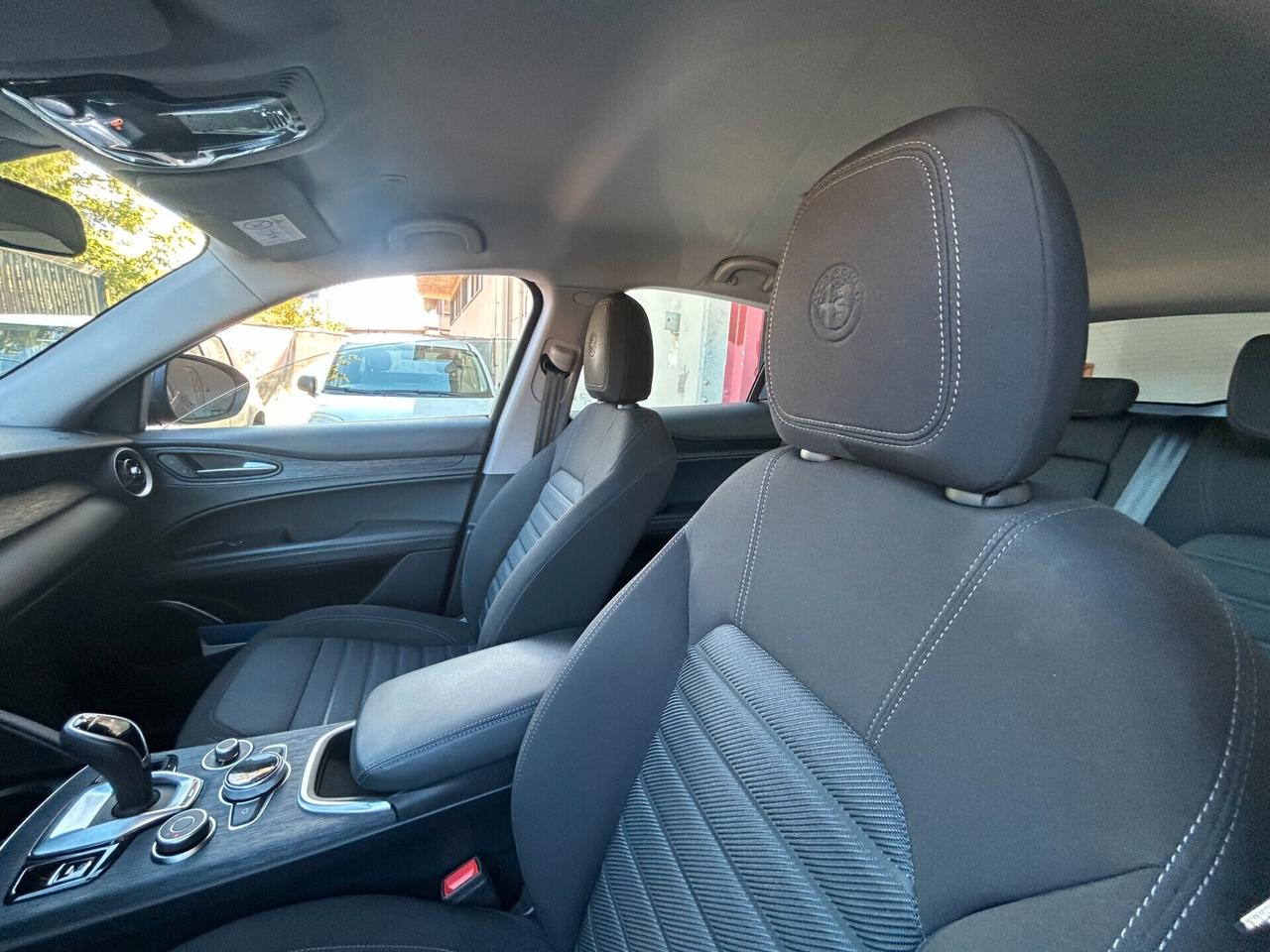 Alfa Romeo Stelvio 2.2 Turbodiesel 160 CV AT8 RWD Business