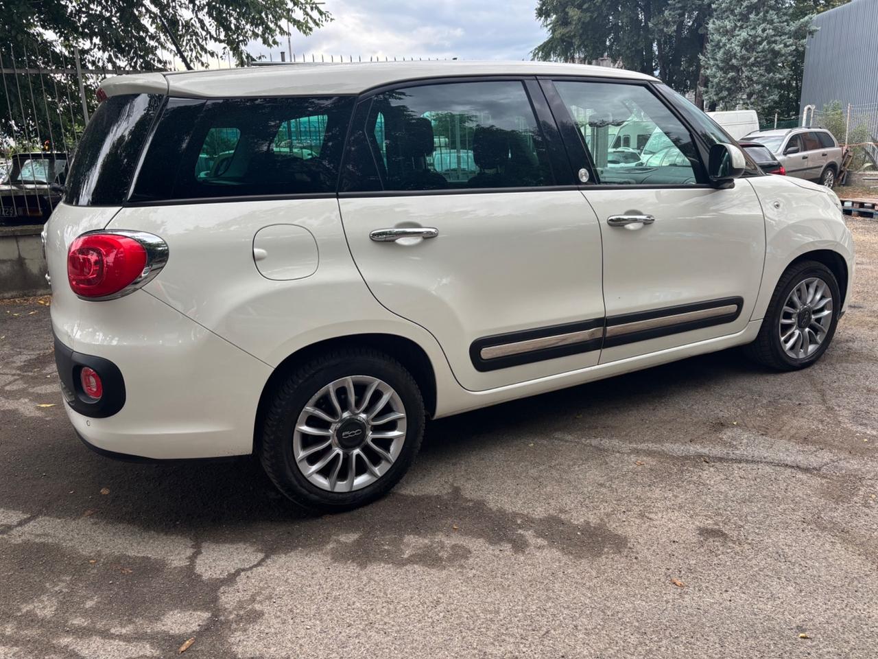 Fiat 500L Living 1.6 Multijet 120 CV Lounge