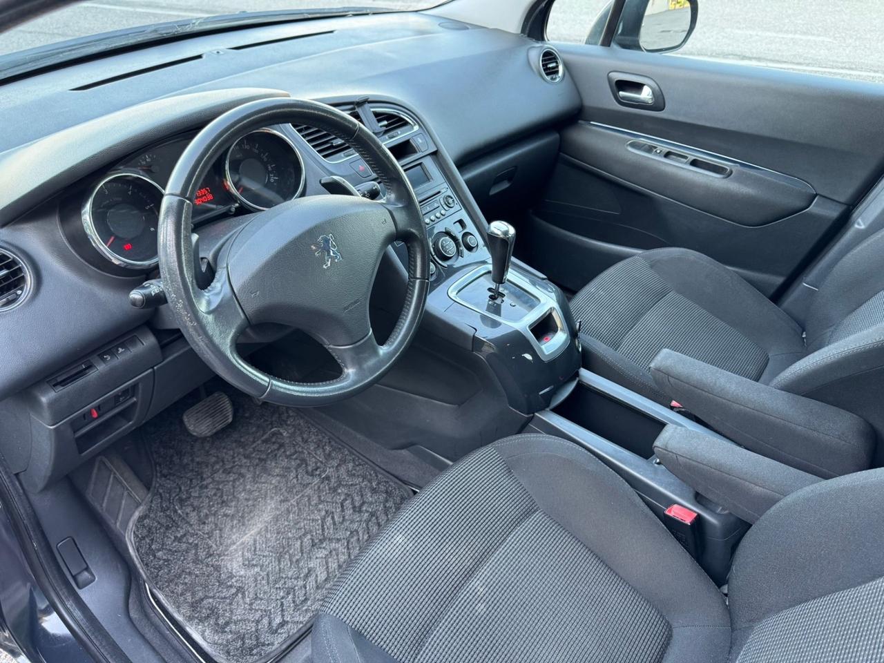 Peugeot 5008 1.6 HDi 110cv Automatico 7Posti
