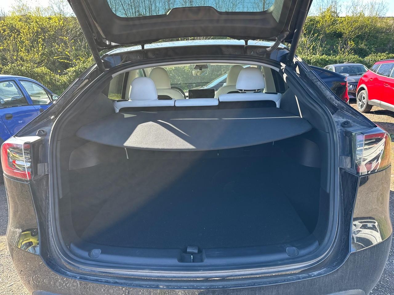 TESLA Model Y 2021 - Model Y Single Motor rwd