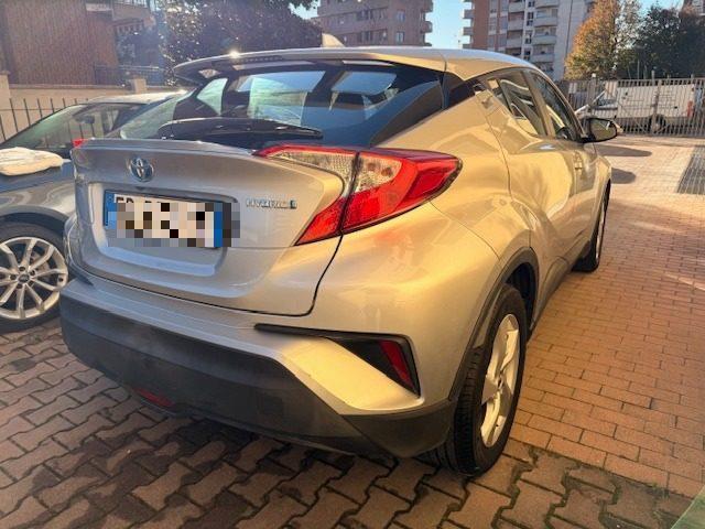 TOYOTA C-HR 1.8 Hybrid E-CVT Active