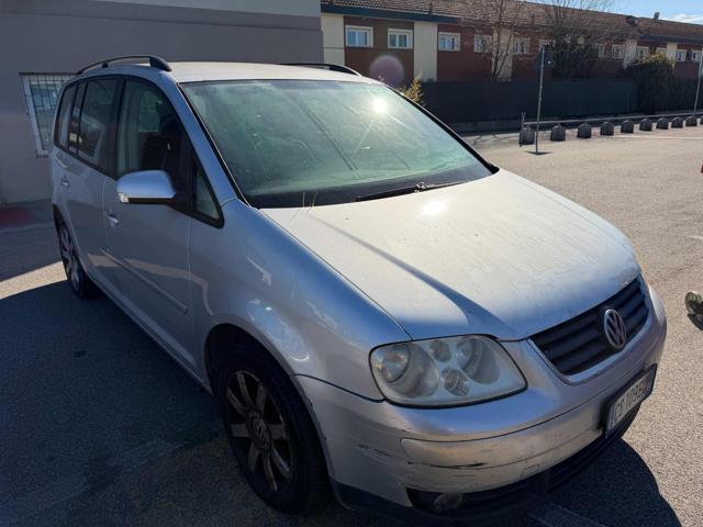 VOLKSWAGEN Touran 7posti 2.0 16V TDI Highline motore da fare