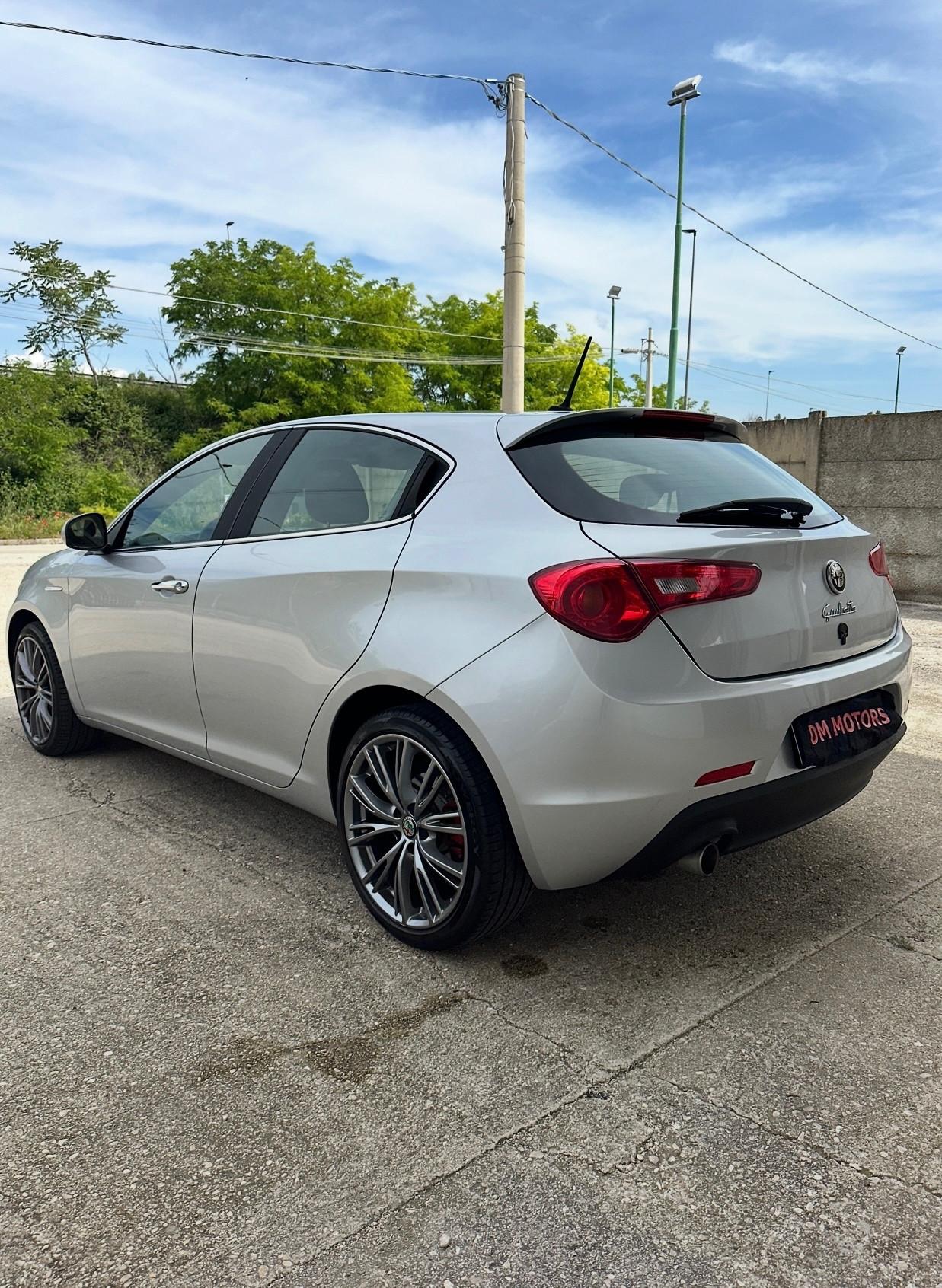 Alfa Romeo Giulietta 1.6 JTDm-2 105 CV Exclusive