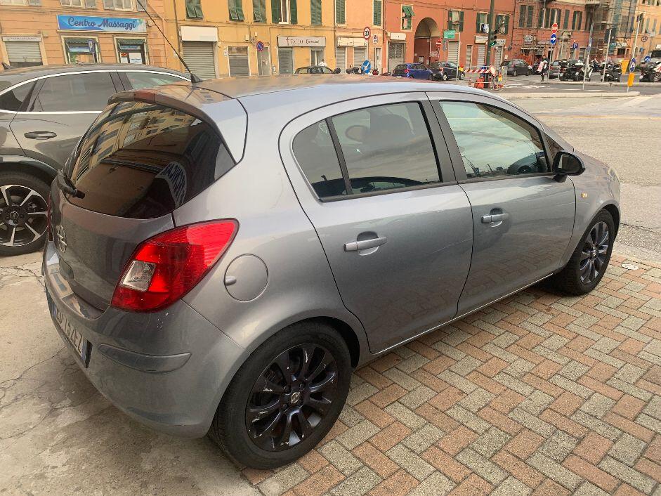 Opel Corsa 1.2 5 porte Cosmo- IMPIANTO GPL