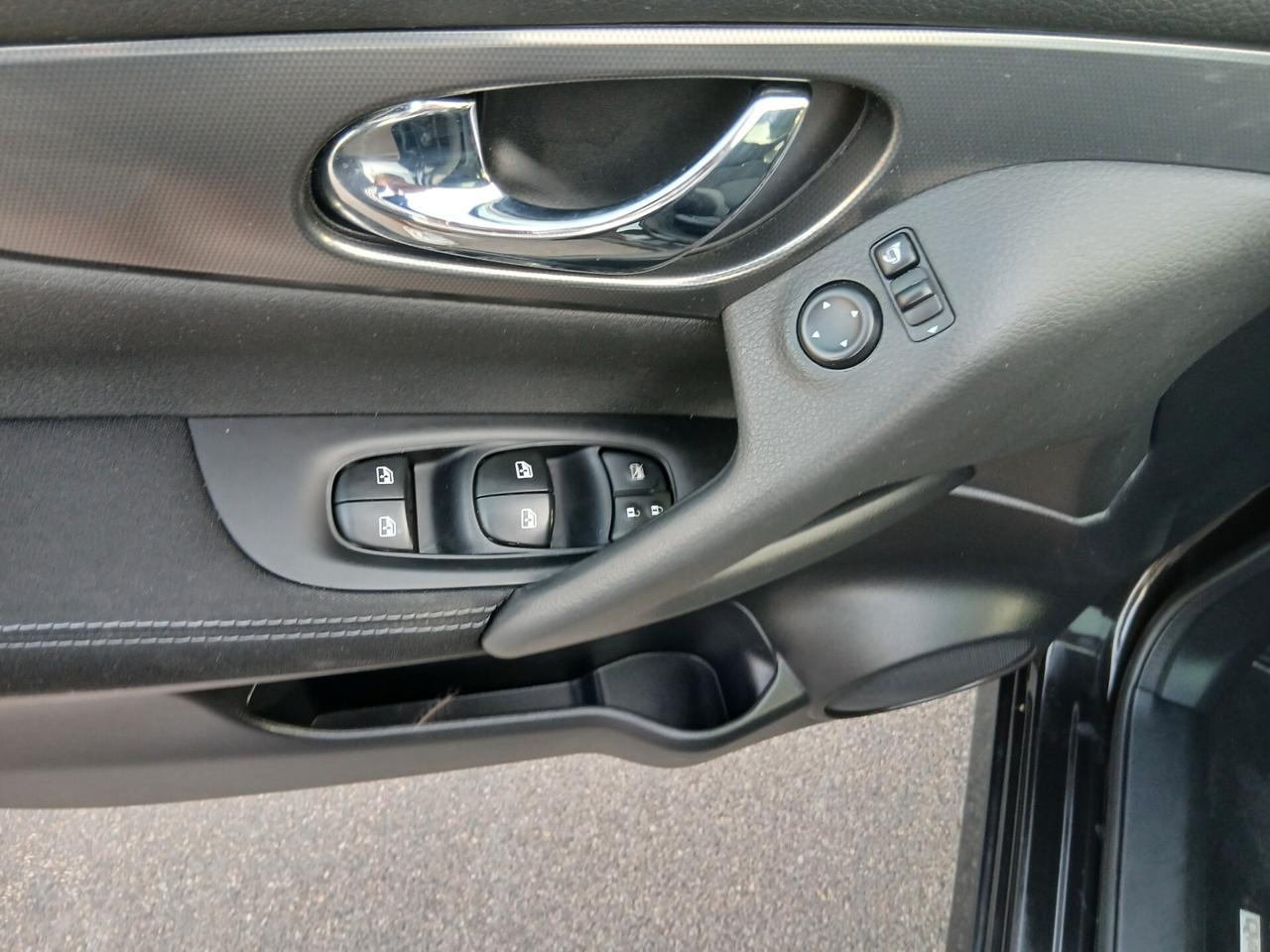 Nissan Qashqai 1.5 dCi N-Connecta