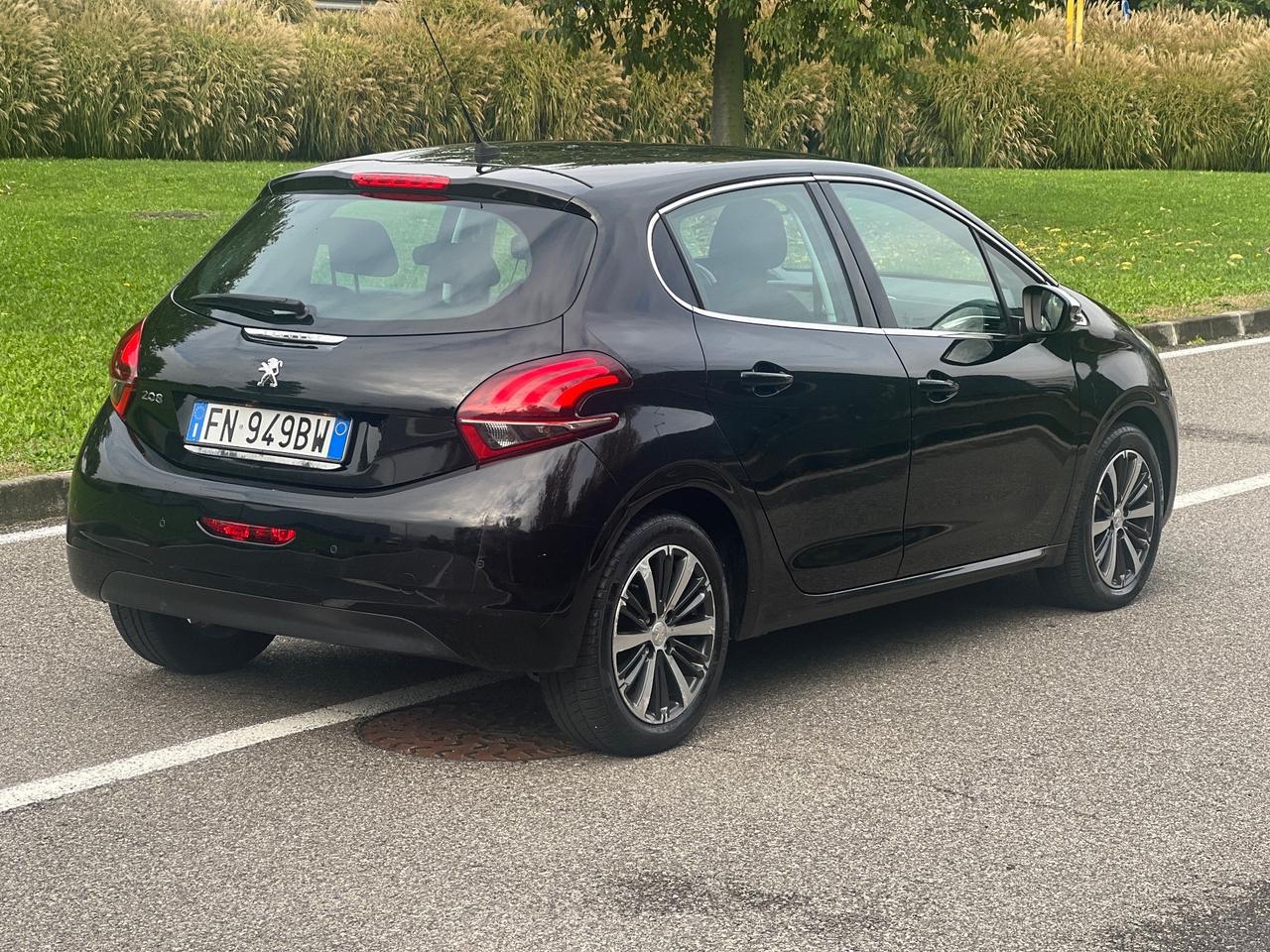 Peugeot 208 1.6 Diesel Ok Neopatentati
