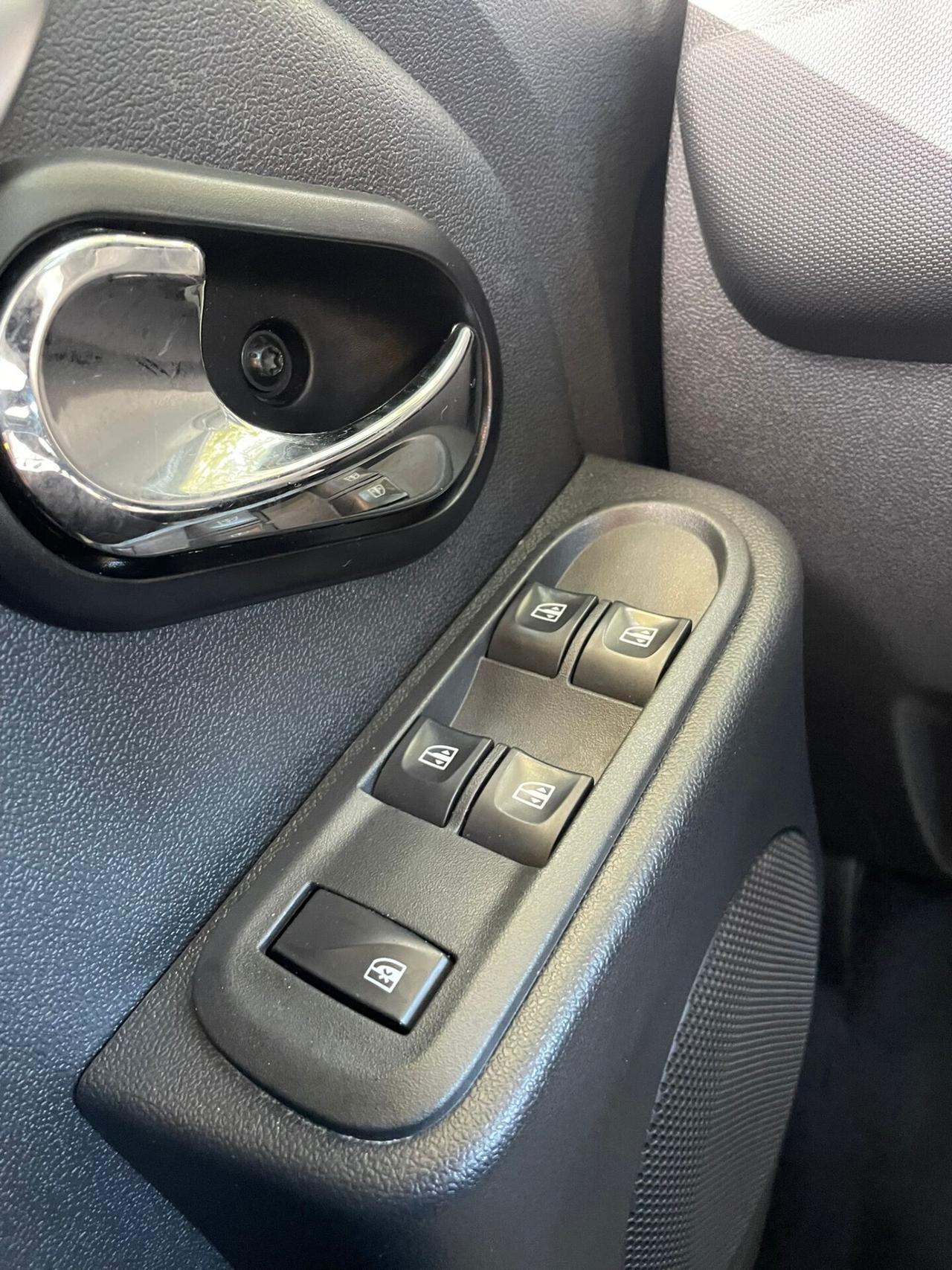 Dacia Duster 1.6 115CV Start&Stop 4x2 GPL Laur&eac