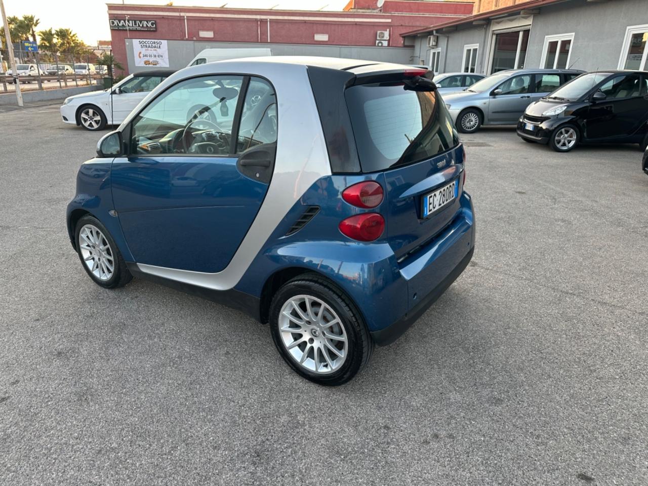 Smart ForTwo 1000 62 kW coupé passion
