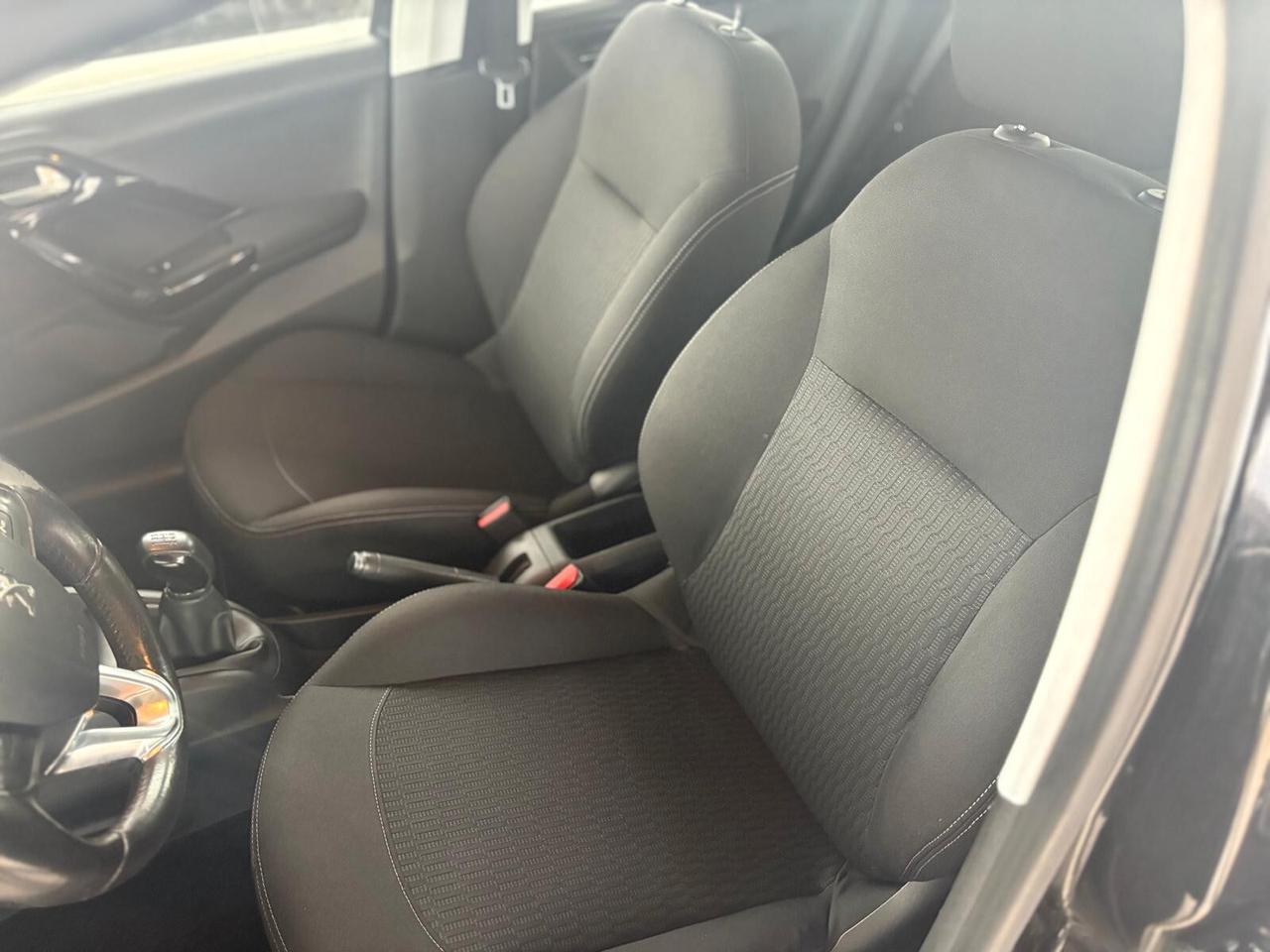 Peugeot 208 BlueHDi 75 5 porte Allure