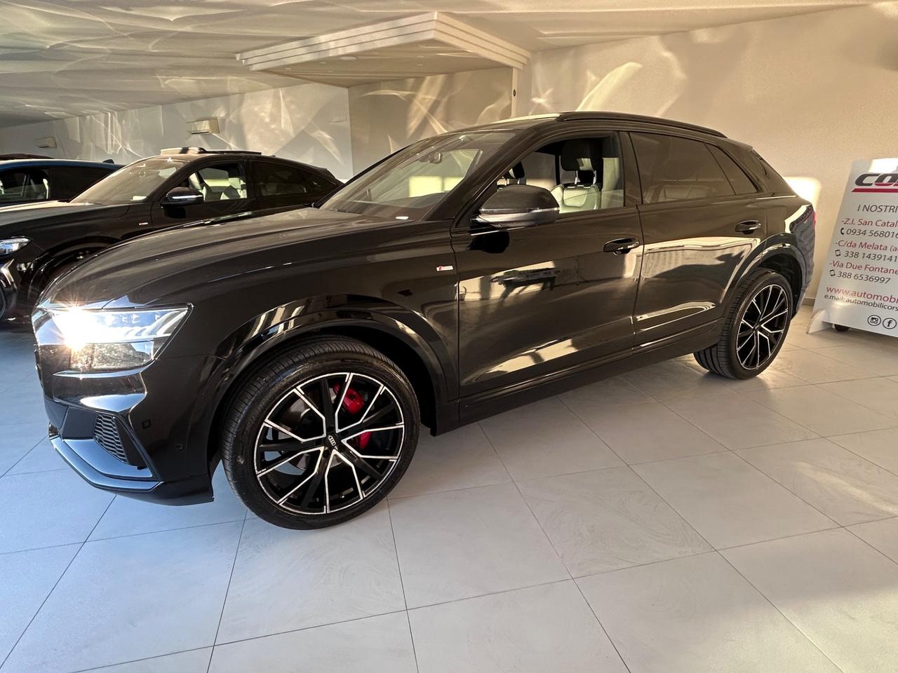Audi Q8 50 TDI 286 CV quattro Sport black Edition