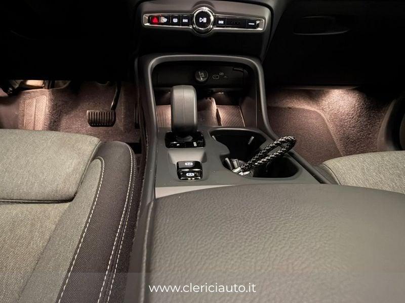 Volvo XC40 B3 automatico Core