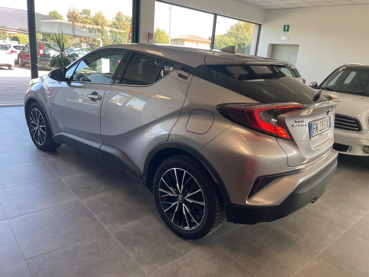 Toyota C-HR 1.8 Hybrid E-CVT Lounge