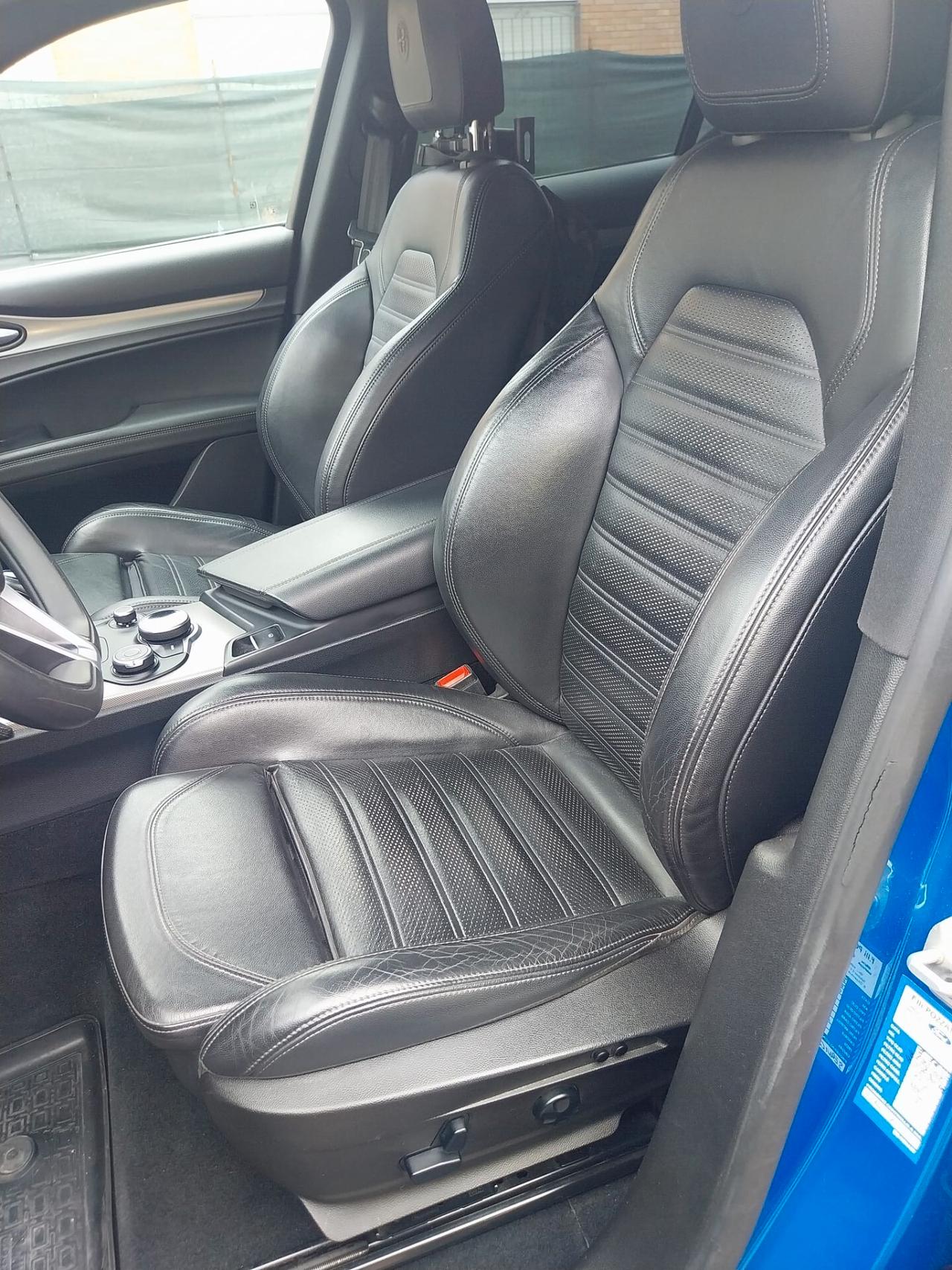 Alfa Romeo Stelvio 2.2 Turbodiesel 210 CV AT8 Q4 Executive