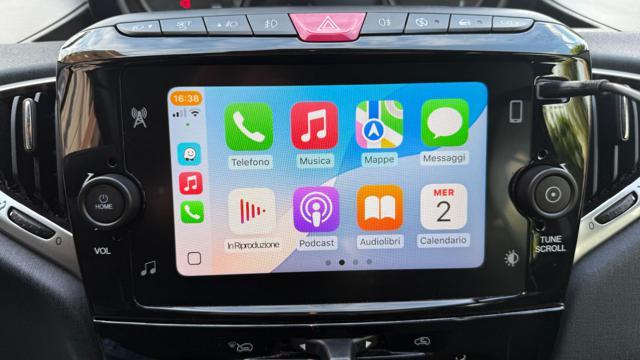 LANCIA Ypsilon 1.0 FIREFLY S&S HYBRID GOLD*24M.G.*CARPLAY*LED*TEL