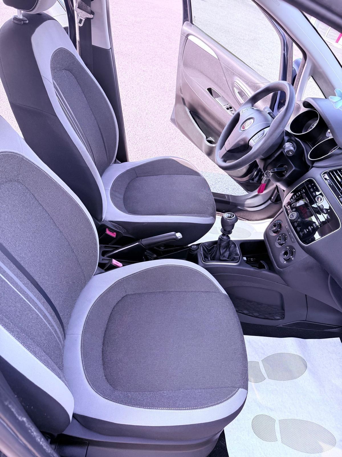 Fiat Punto 1.4 8V 5 porte Natural ok neopatentati