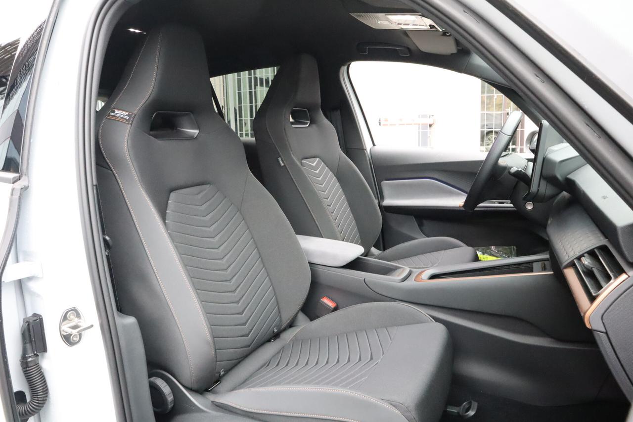 Cupra Born 204CV ACC LED 360° CAMERA SOLO 6.600 KM!