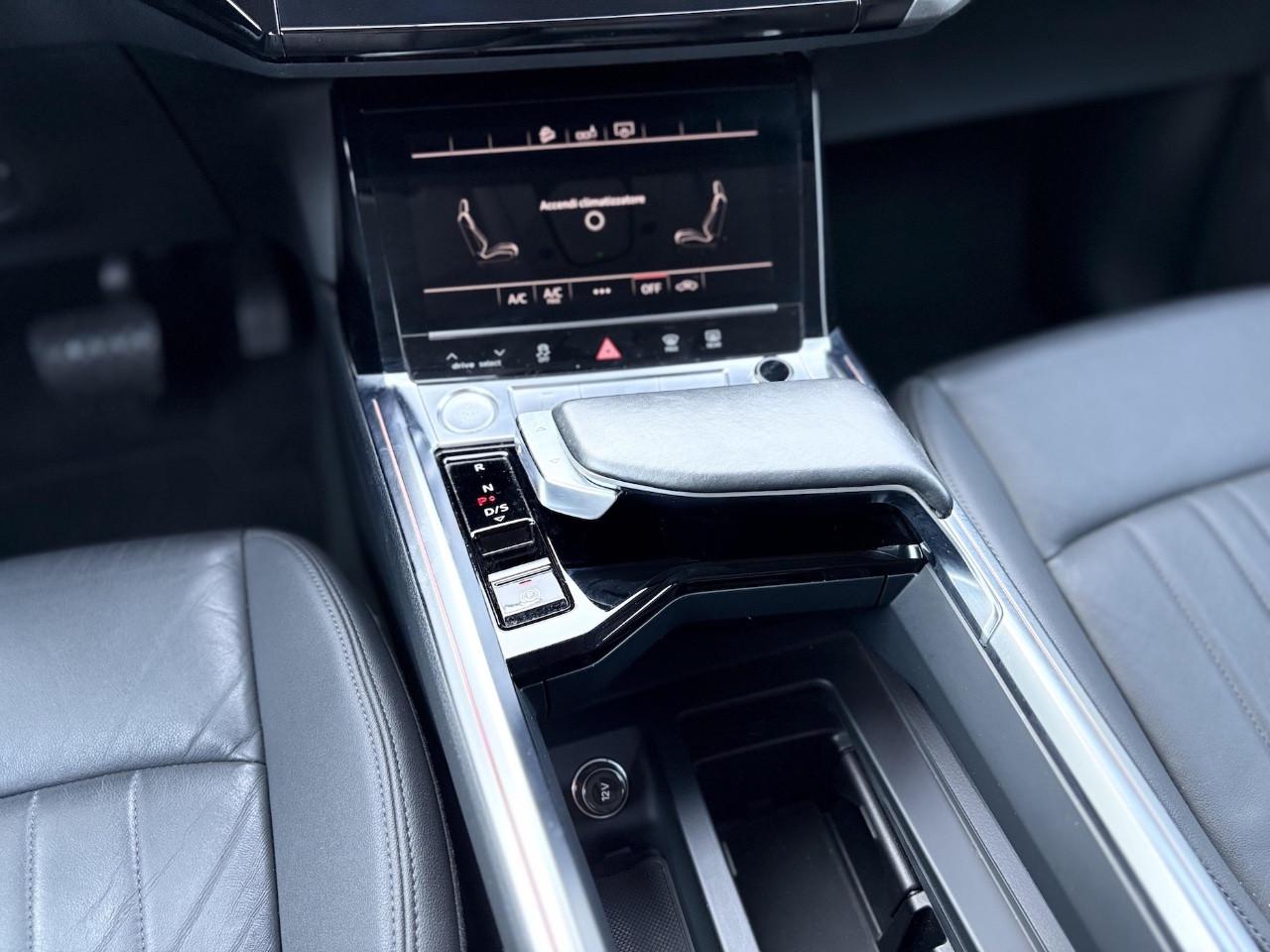 Audi e-Tron 55 Business 408CV Quattro E6 - 2020