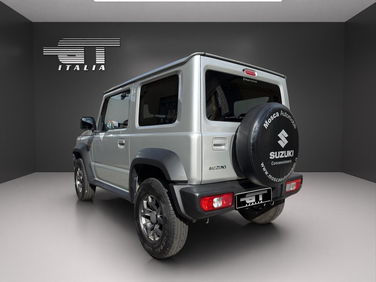 Suzuki Jimny 1.5 5MT Top