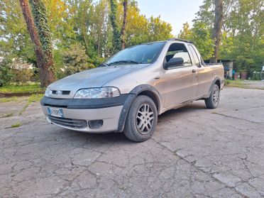 Fiat Strada 1.9 diesel Pick-up