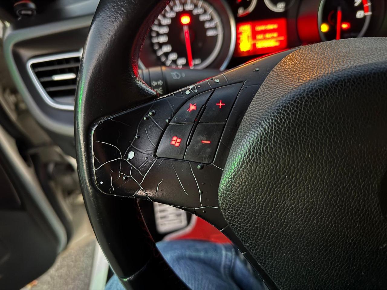 Alfa Romeo Giulietta Distinctive 1.75 TBi 16 #8054