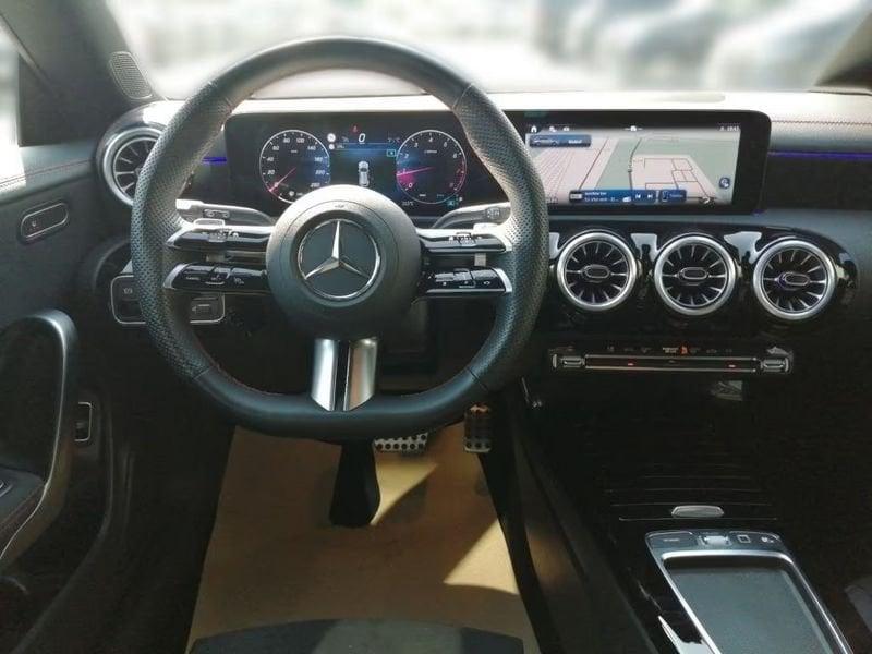 Mercedes-Benz CLA S.Brake CLA 180 Automatic Shooting Brake AMG Line Advanced Plus Camera Mbux 18"