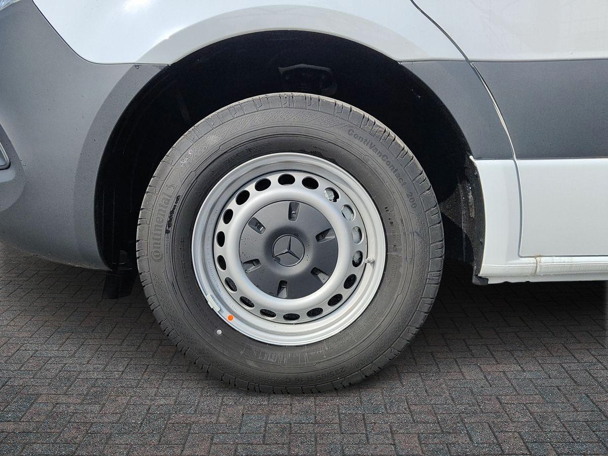 Mercedes-Benz Sprinter Furgone 317CDI 37/35 PRO