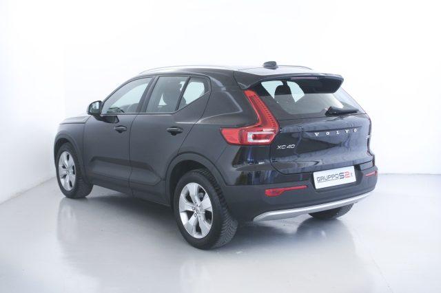 VOLVO XC40 D3 AWD Geartronic Momentum