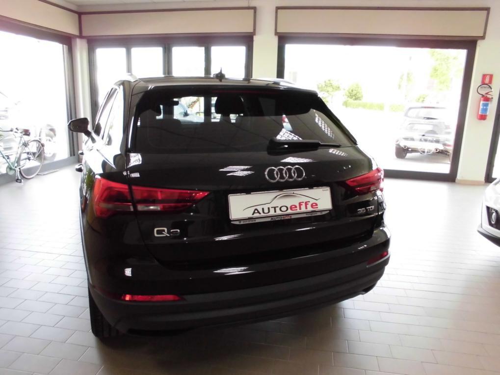 Audi Q3 35 TDI S tronic Business Advanced