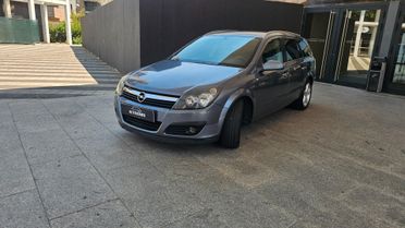 Opel Astra 1.6i 16V cat Station Wagon Sport