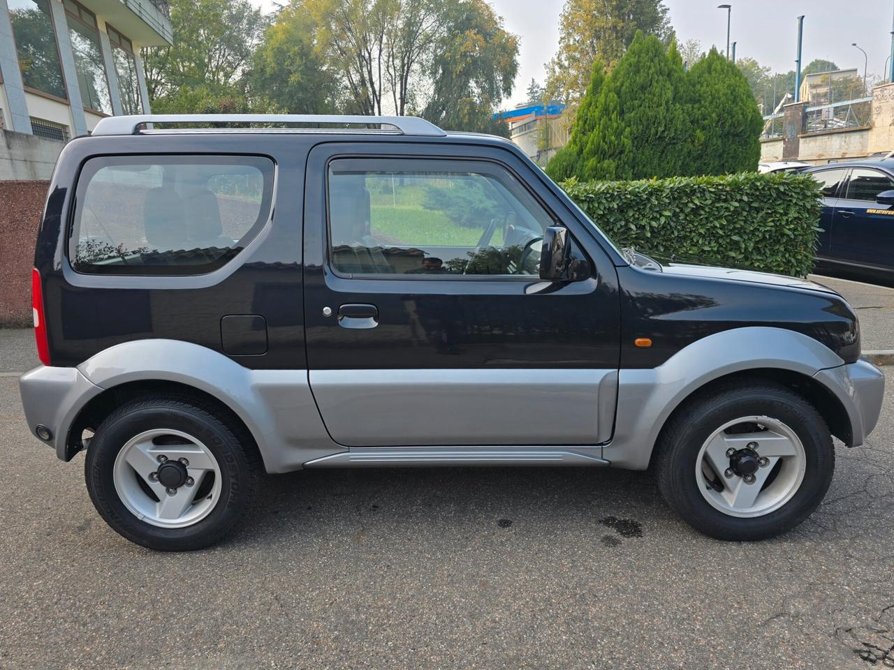 SUZUKI Jimny 1.3 16v JLX Special 4wd GPL