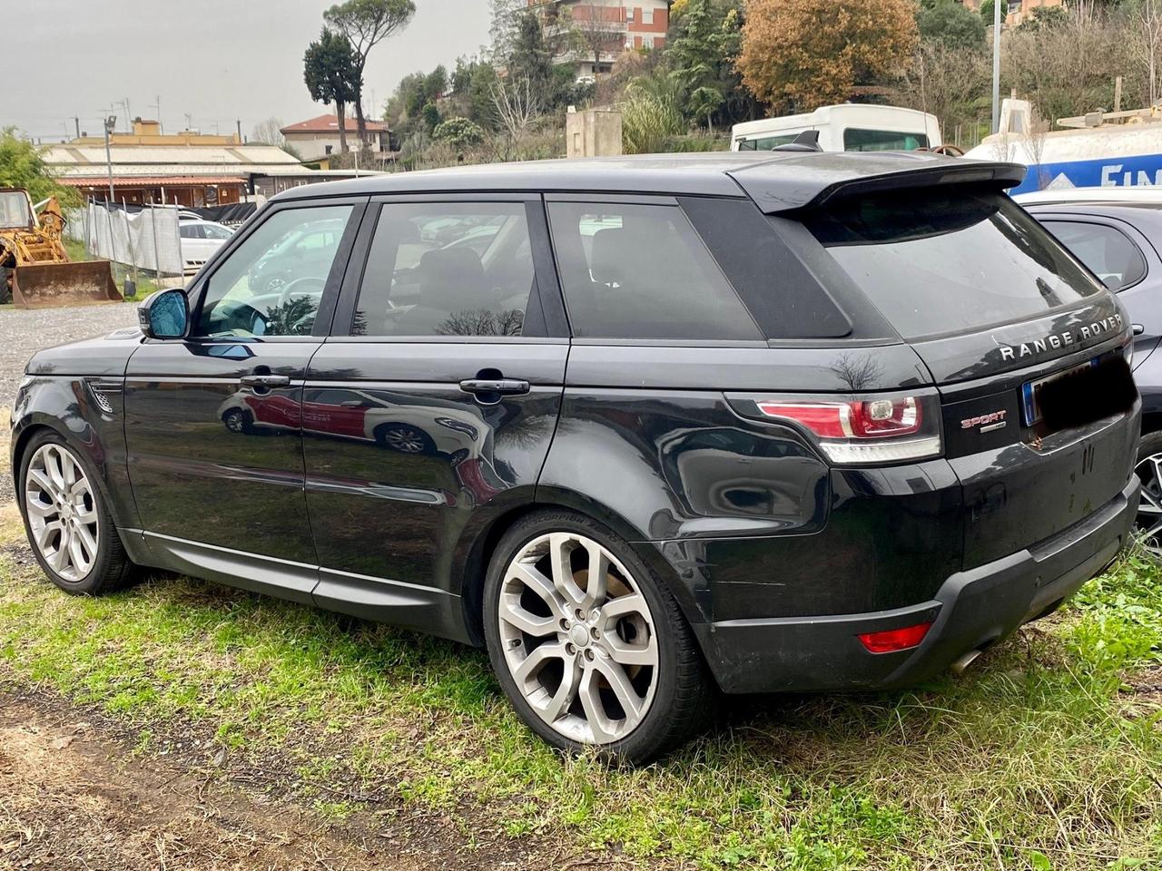 Range Rover Sport 3.0 TDV6 HSE Dynamic (MOTORE FUSO)