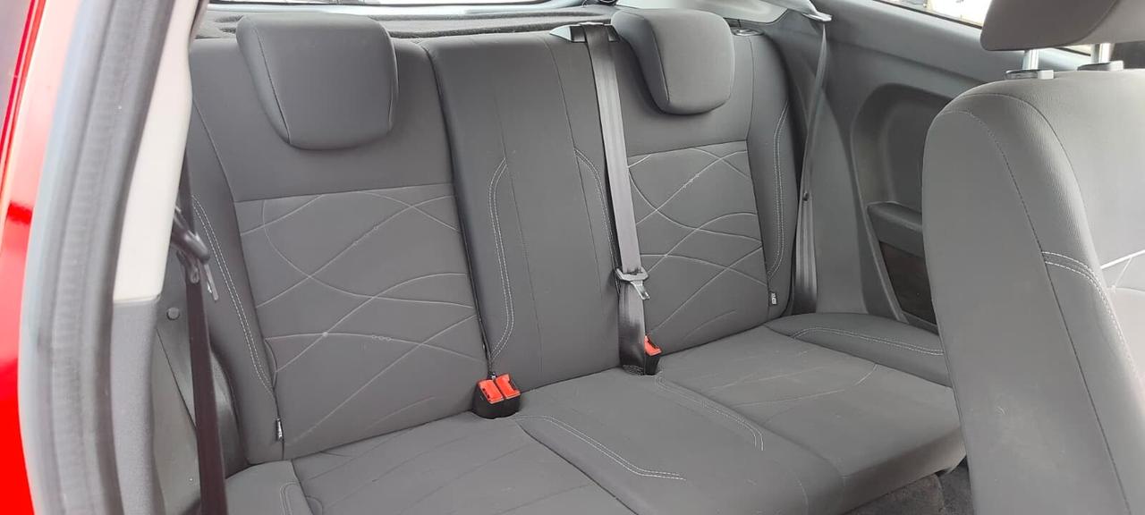 Ford Fiesta 1.2 60CV 3 porte Black & White Edition