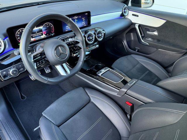 MERCEDES-BENZ A 200 163cv AMG Line Premium NIGHT PACK-19"-IVA ESP