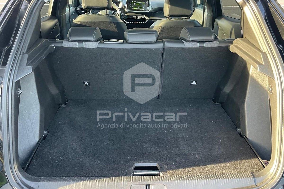 PEUGEOT 2008 BlueHDi 110 S&S Allure