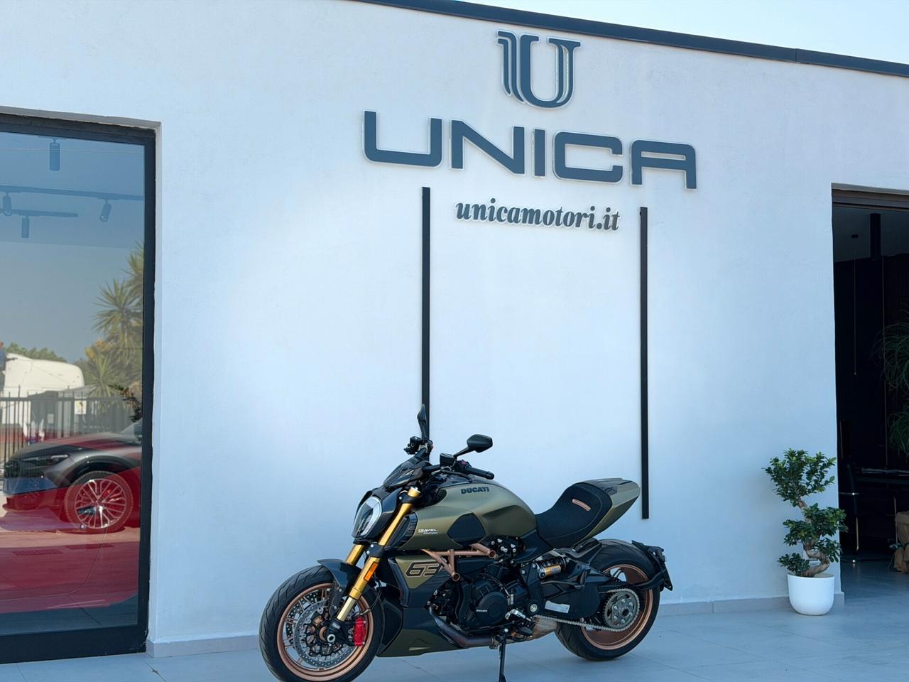 Ducati Diavel 1260 by LAMBORGHINI LIMITED EDITON N.556/630
