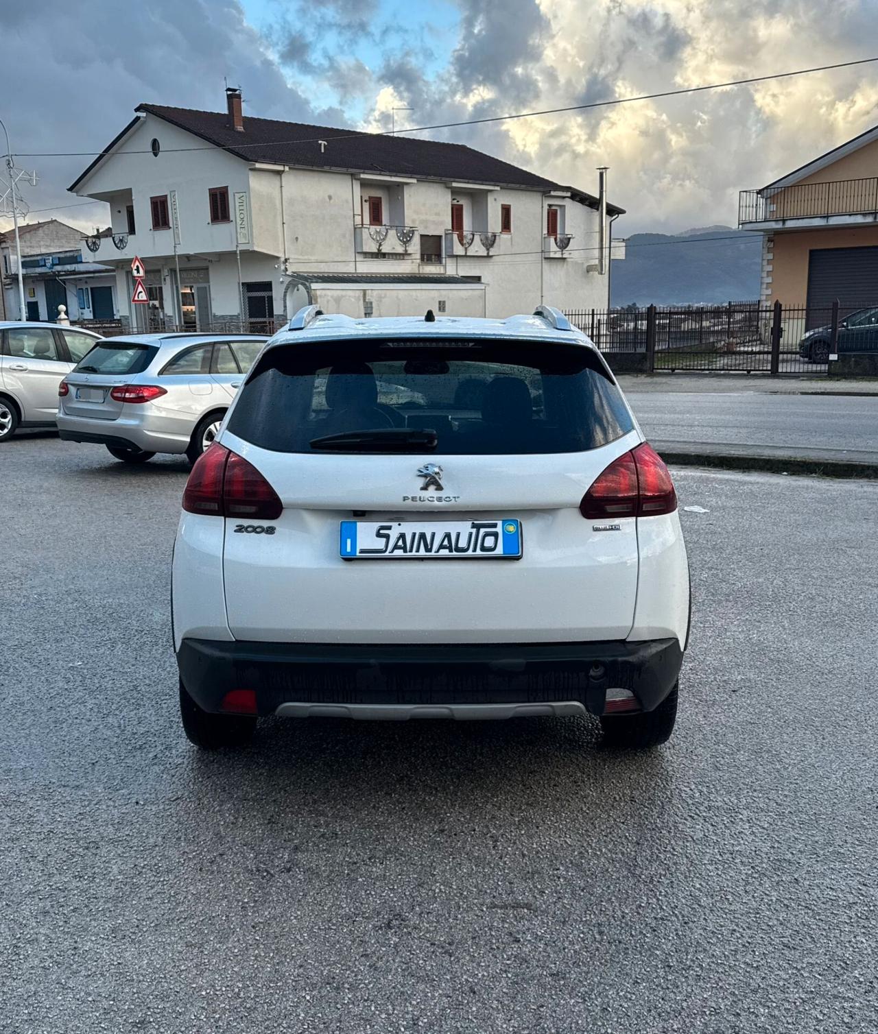 Peugeot 2008 BlueHDi 100 GT Line Garanzia