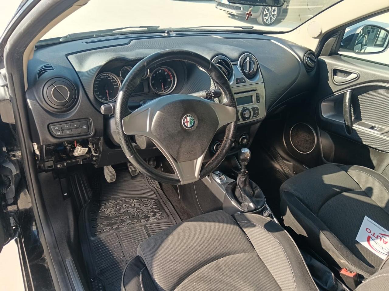 Alfa Romeo MiTo 1.6 JTDm 16V Distinctive Sport Pack