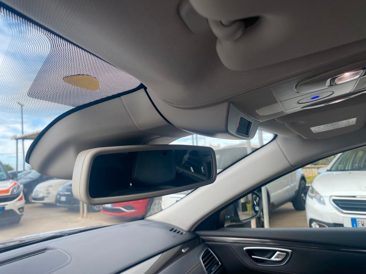 Renault Talisman Sporter Blue dCi 120 CV Business