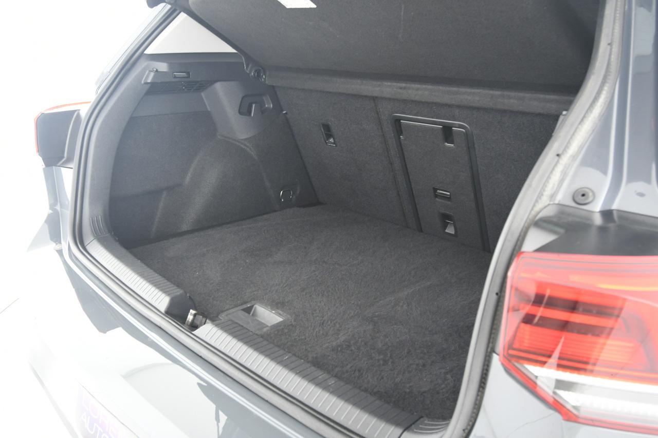 VOLKSWAGEN Golf 2.0 tdi Life 115cv dsg ACC+LED+NEOPATENTATI
